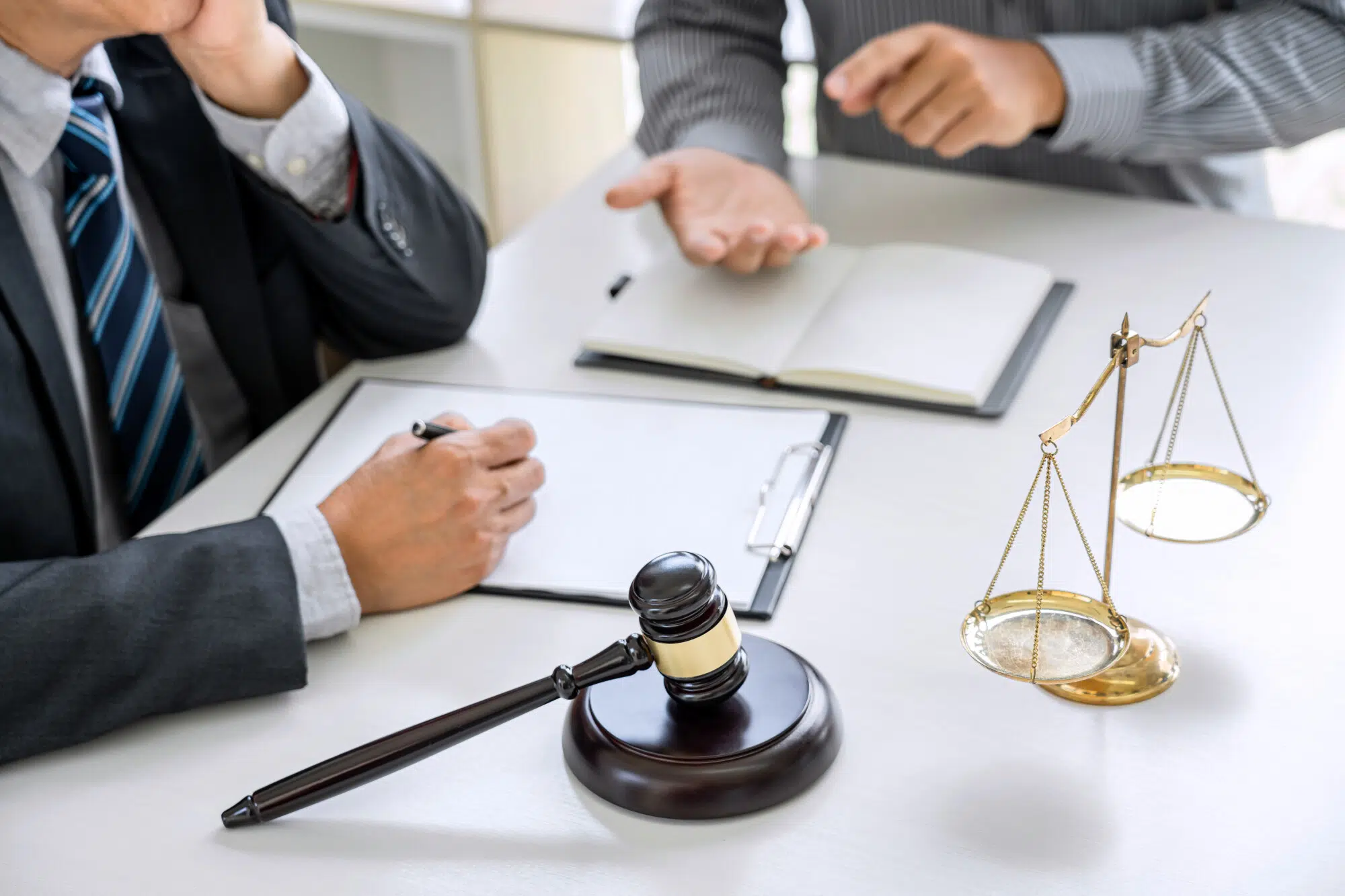 3 Tips for Hiring an Asylum Attorney in Los Angeles