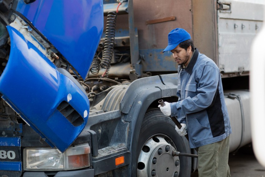 Truck Accident Lawyer | Expert Lawyer in Los Angeles